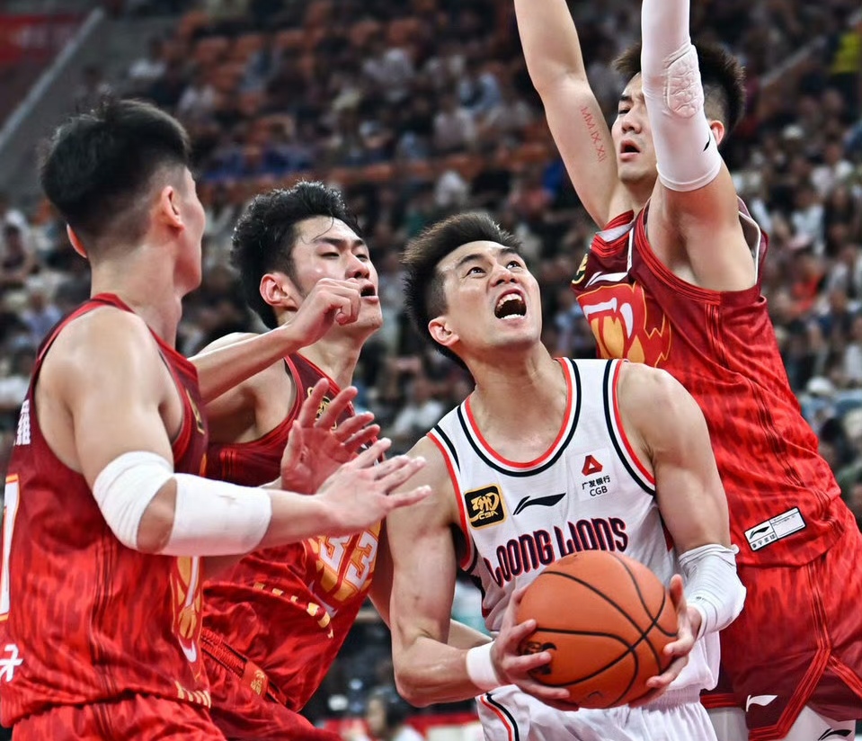 郭艾伦状态火爆,世界杯预选赛抢七大战对阵辽宁男篮,俄克拉荷马城雷霆力争零封的简单介绍 郭艾伦状态火爆,世界杯预选赛抢七大战对阵辽宁男篮,俄克拉荷马城雷霆力争零封的简单介绍